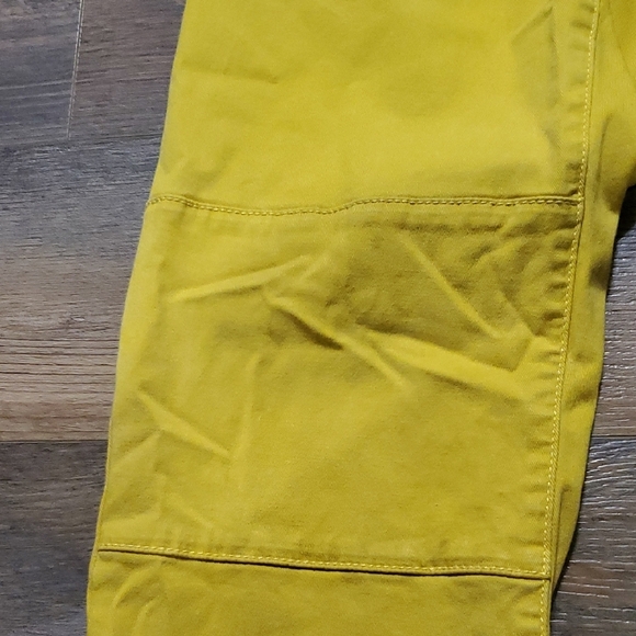 CAbi Yellow Chinos Straight-Leg Pants - Picture 5 of 9